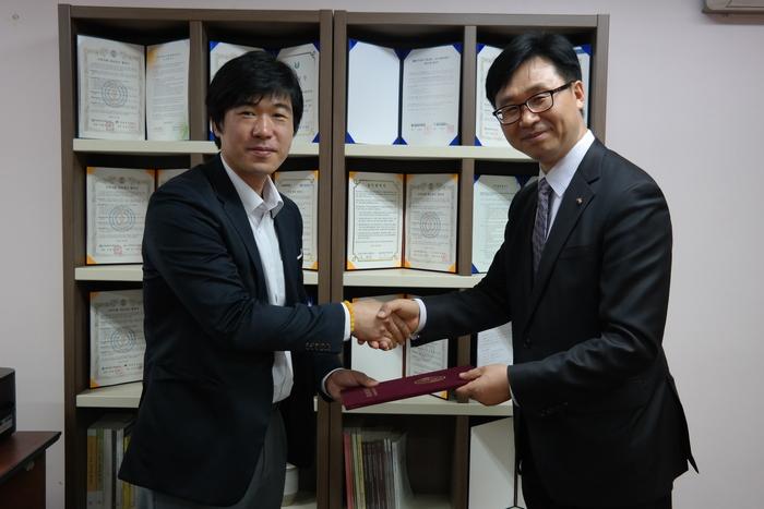 청솔종합사회복지관, 사회적협동조합 내일로 지역주민 및... 청솔종합사회복지관, 사회적협동조합 내일로 지역주민 및 북한이탈주민의... 