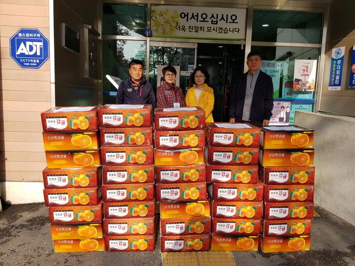 고양시 고양동‧행신3동, 이웃사랑 담은 음식 나눔 이어져  고양시 고양동‧행신3동, 이웃사랑 담은 음식 나눔 이어져