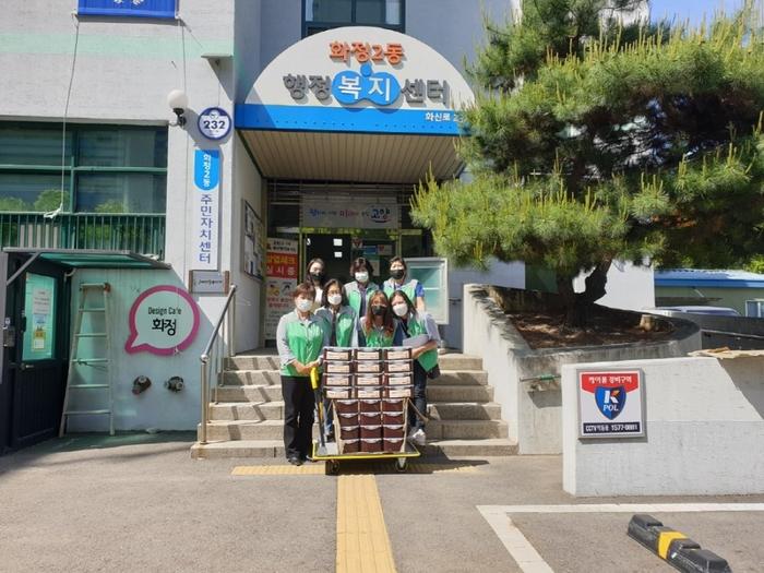 [고양시] 고양시 덕양구, 가정의 달 ‘사랑의 손길’ 이어져  [고양시] 고양시 덕양구, 가정의 달  ‘사랑의 손길’  이어져