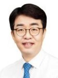 Incheon City Council member Lee Oh-sang says the number of youth gambling addiction patients and claims in Incheon is the highest outside of Seoul.