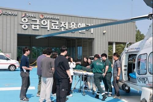 닥터헬기·중증환자 전담구급차, 지난해 중증응급환자 1,414명 치료 기여 - 뉴스 썸네일 이미지